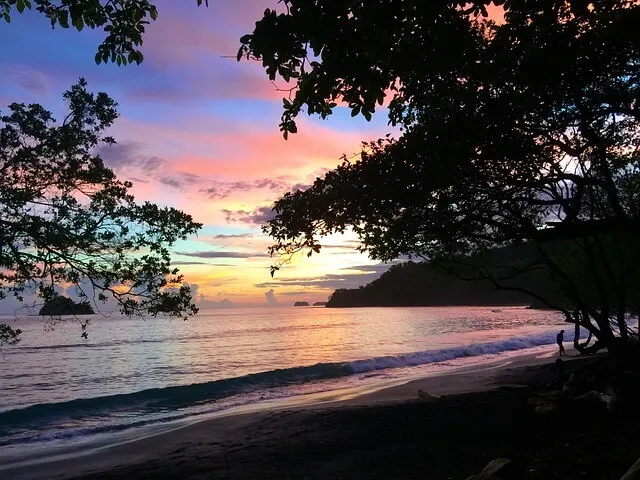 costa rica atardecer