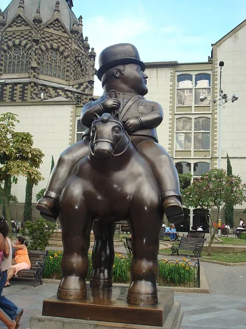 estatua botero medellin